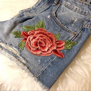 [ZARA] Floral Denim Cutoffs (4)